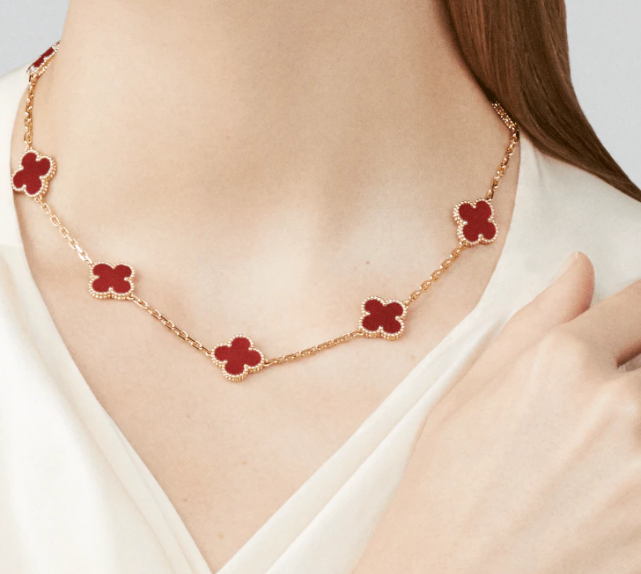 Popular Van Cleef necklaces