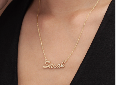 Do Kay jewelers customize their necklaces