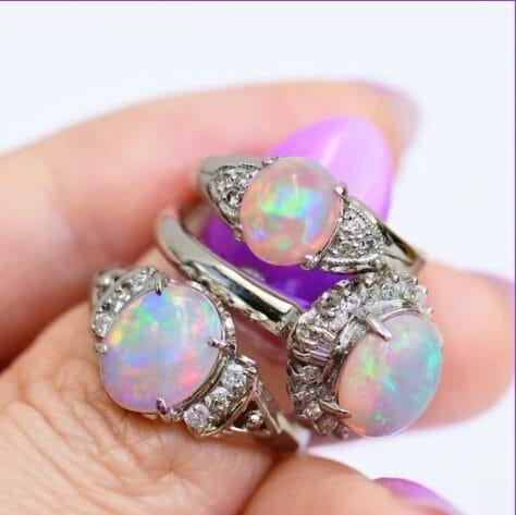 The Hottest Australian Opal Jewelry Trends