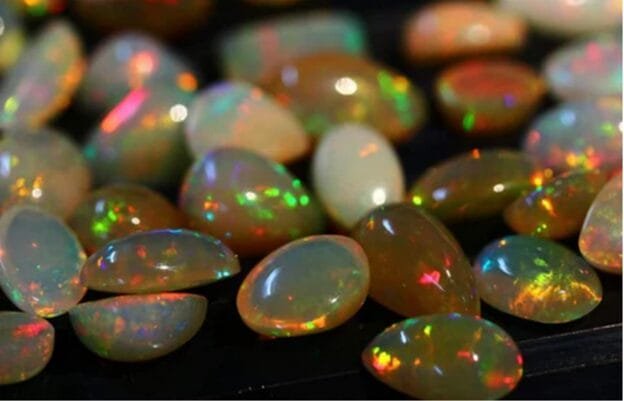 How to Buy Opal Gemstone Online: Tips to Consider before Buying
